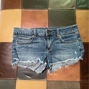 American Eagle Shorties size 12

Smoke free, pet friendly home